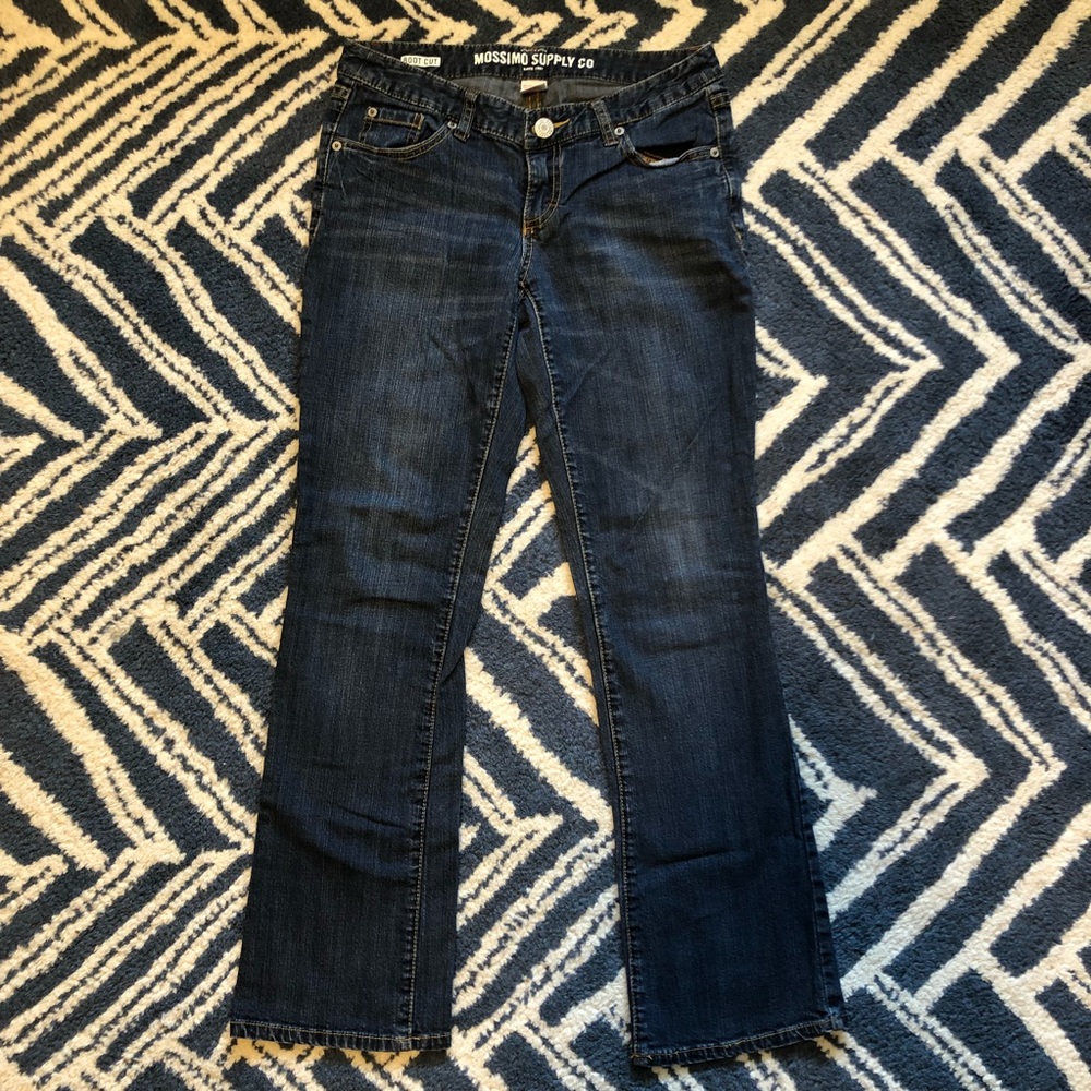 Mossimo bootcut jeans - size 7s (fit 6)